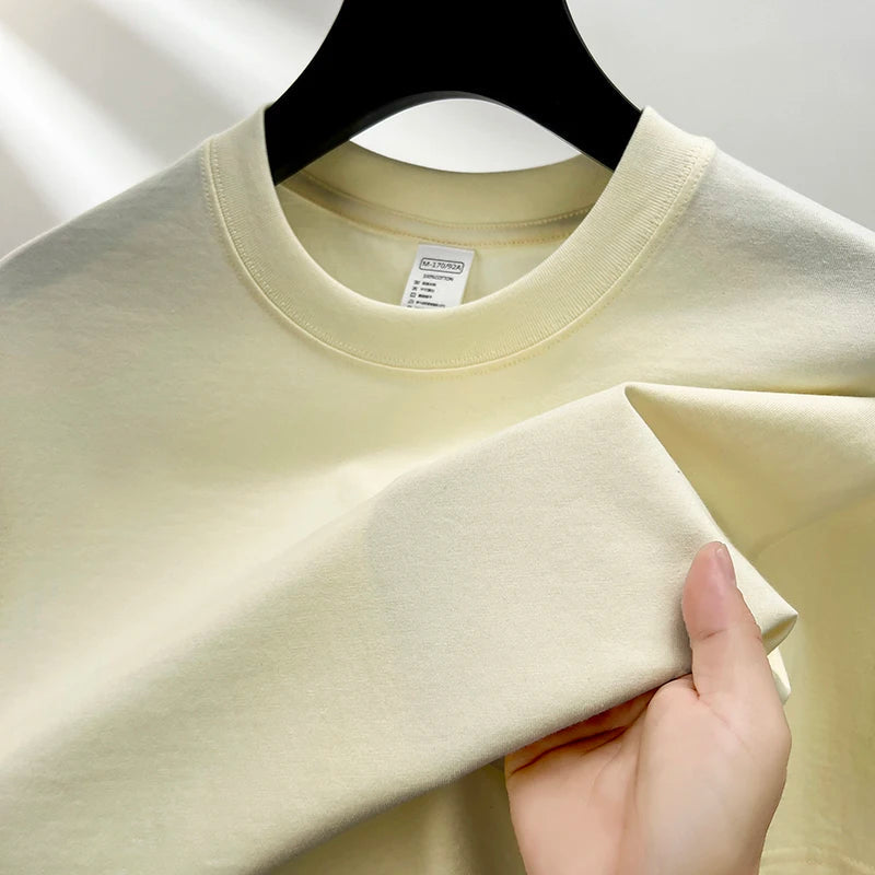 Cassian - Lightweight Short Sleeve Round Neck T-shirt