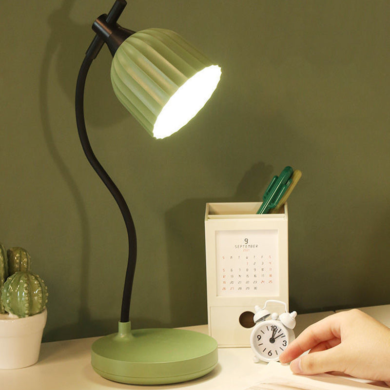 Charly | Adjustable LED Desk Lamp | Modern Minimalist Design | Dimmable