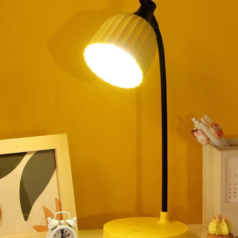 Charly | Adjustable LED Desk Lamp | Modern Minimalist Design | Dimmable
