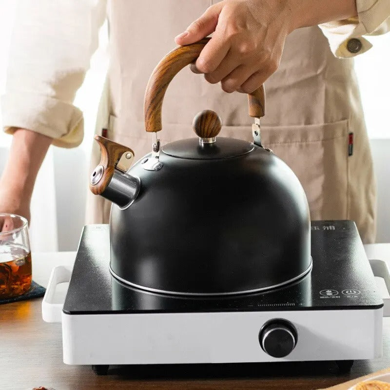 Charly | Adjustable Stainless Steel Kettle | With Whistle | 2.5L/3L