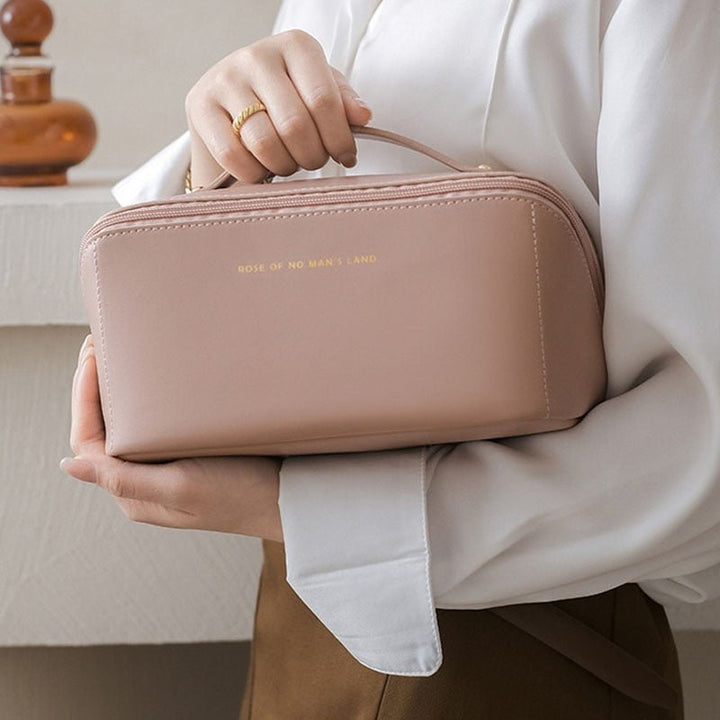 Charly | Cosmetic Bag | Elegant and Spacious | Practical Storage