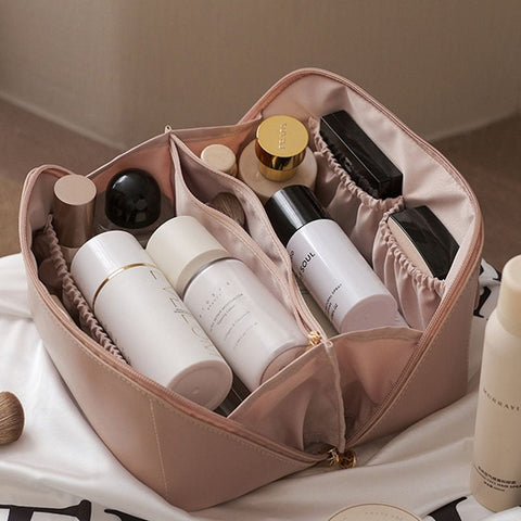 Charly | Cosmetic Bag | Elegant and Spacious | Practical Storage