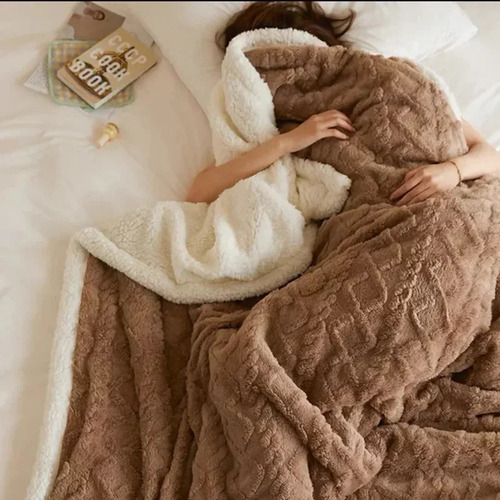Charly | Cozy Sherpa Blanket with Textured Design