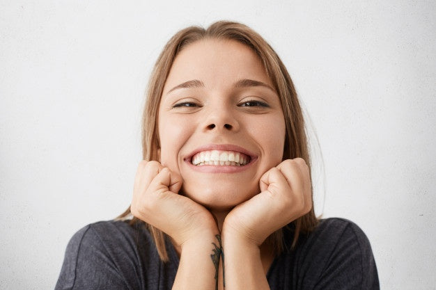 Charly | DentAlign Dental Veneers – Natural Fit and Comfort
