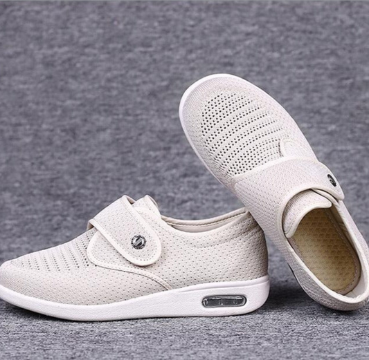 Charly | Diabetic Comfort Shoes with Adjustable Strap
