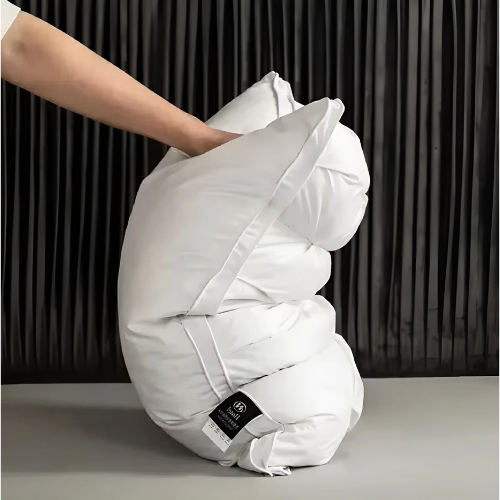 Charly | Goose Down Pillow with Knotted Design for Comfort