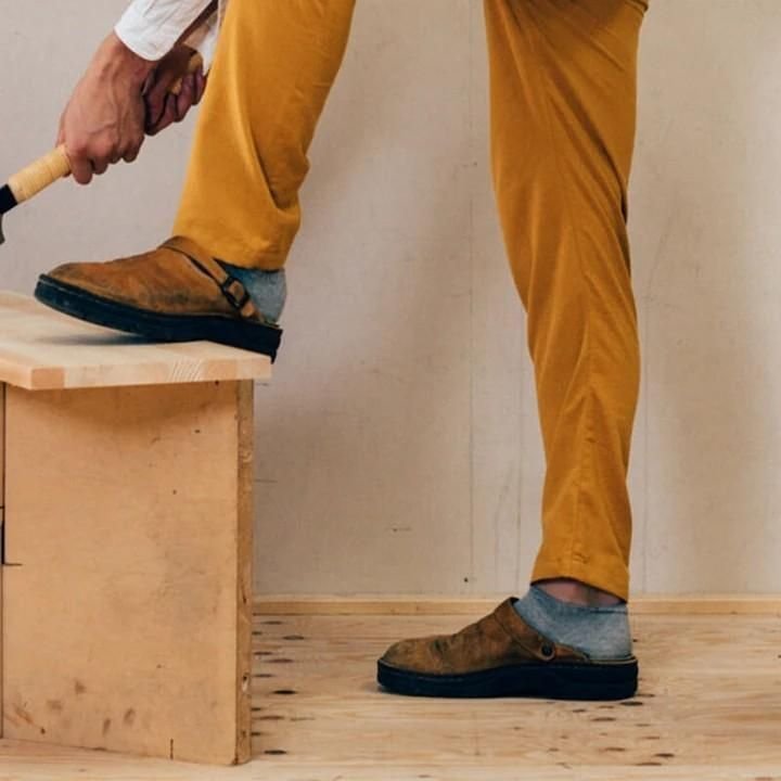 Charly | Orthopedic Slippers for Men | Comfort & Support for Every Day