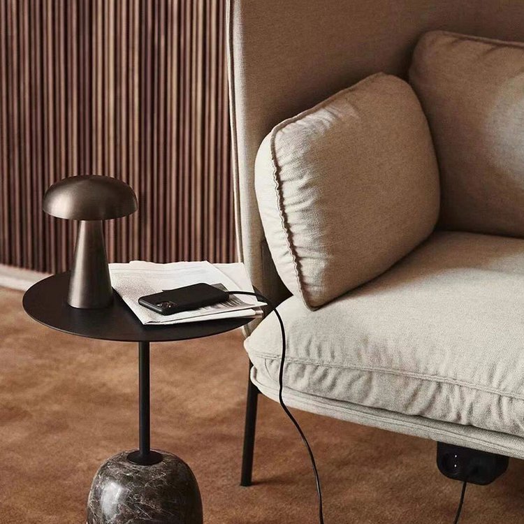 Charly | Wireless Table Lamp | Rechargeable Mushroom Design