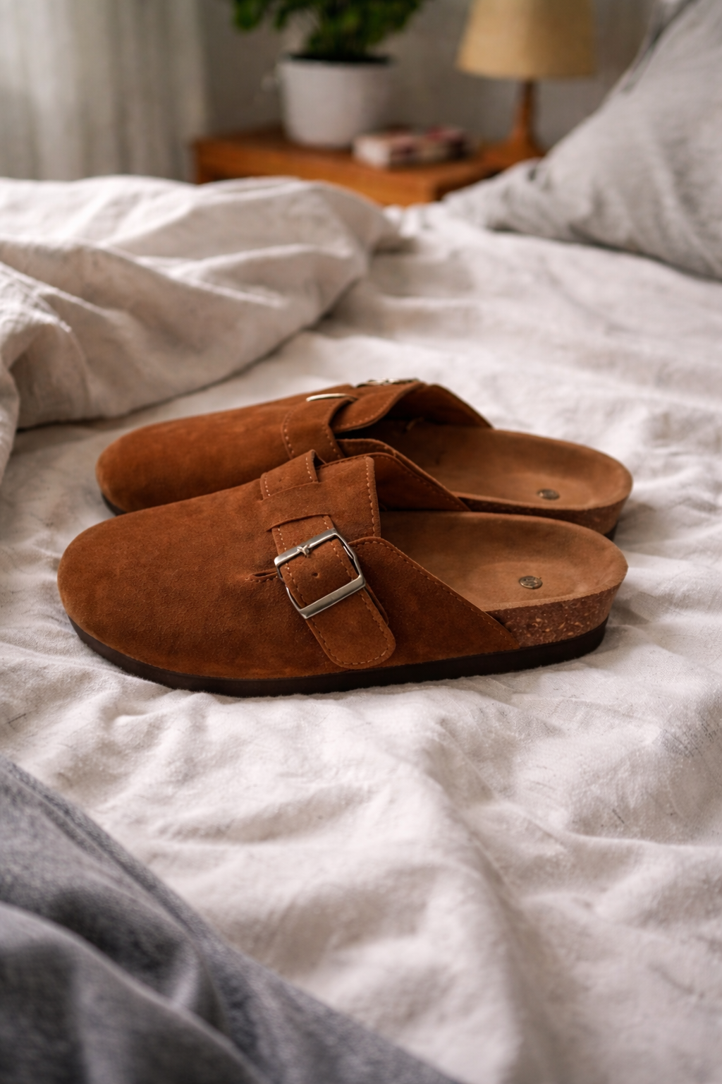 Charly Women's Clogs Buckle Design Slippers
