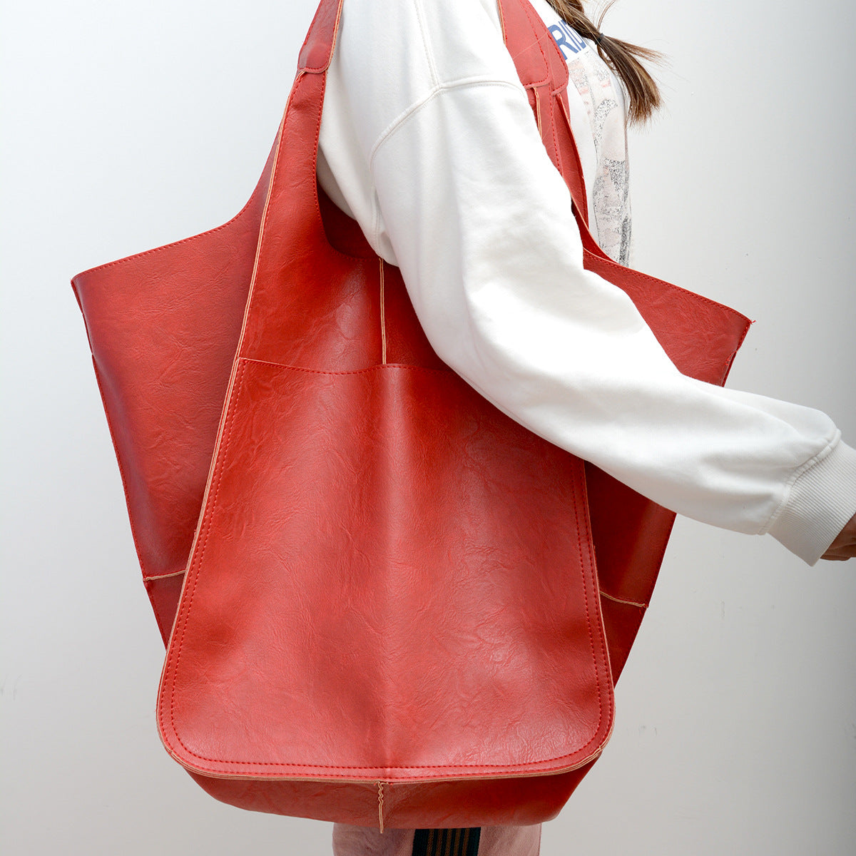 Charly | Women's Oversized Shoulder Bag