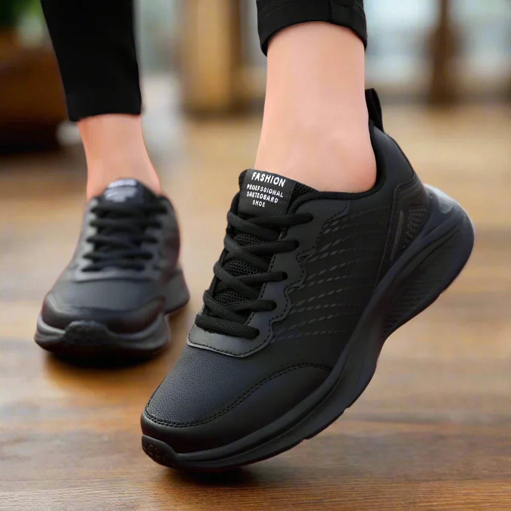 Charly | Women's Slip-Resistant Work Shoes with Lace-Up Closure