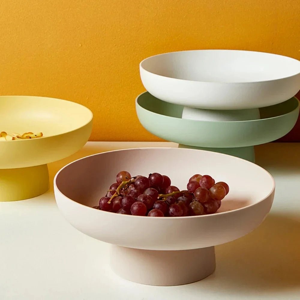 DECOCRAFT – Hand-painted plastic fruit bowl for modern and classic interiors