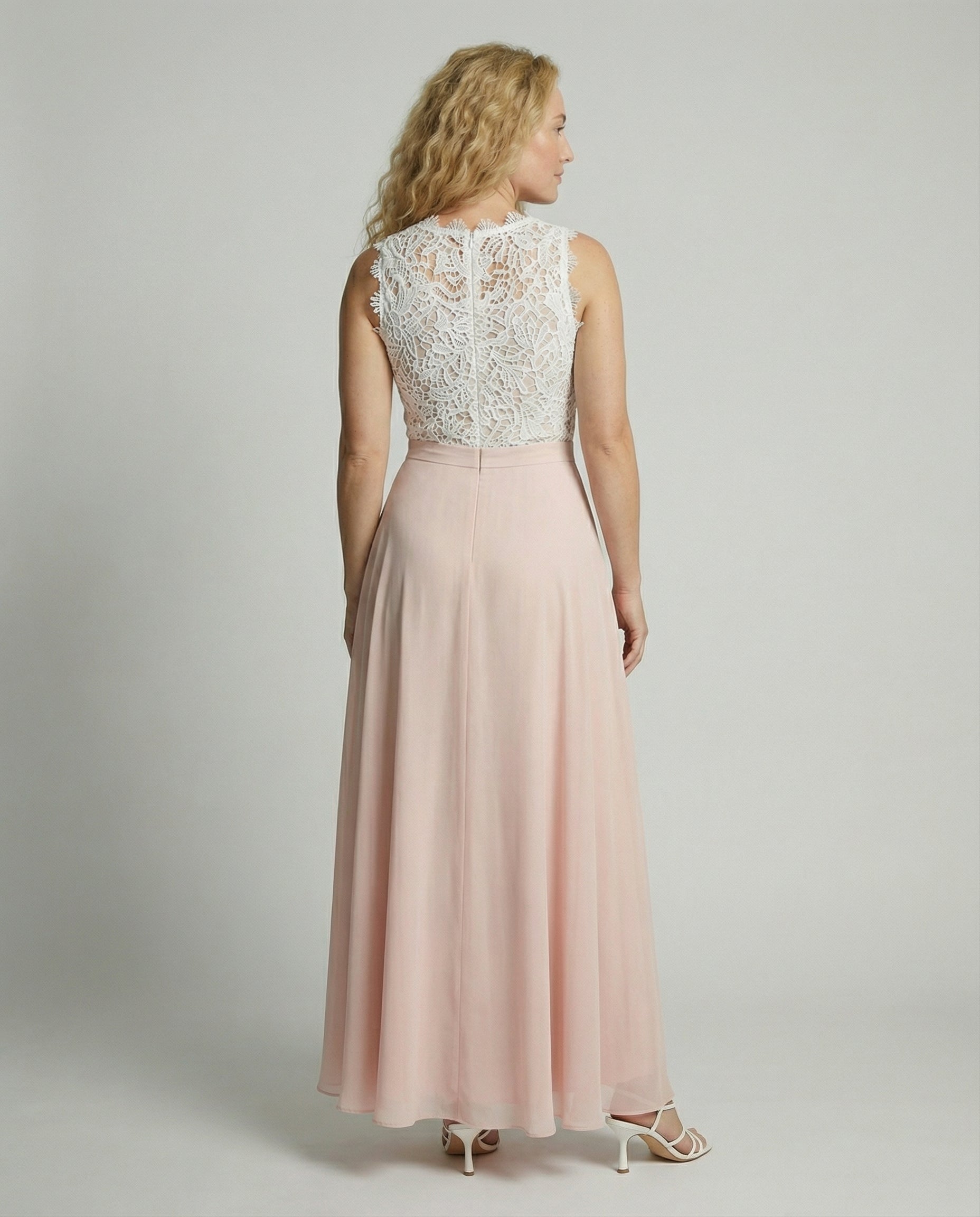 Elegant Women's Summer Dress Made of Lace for Summer | Charly