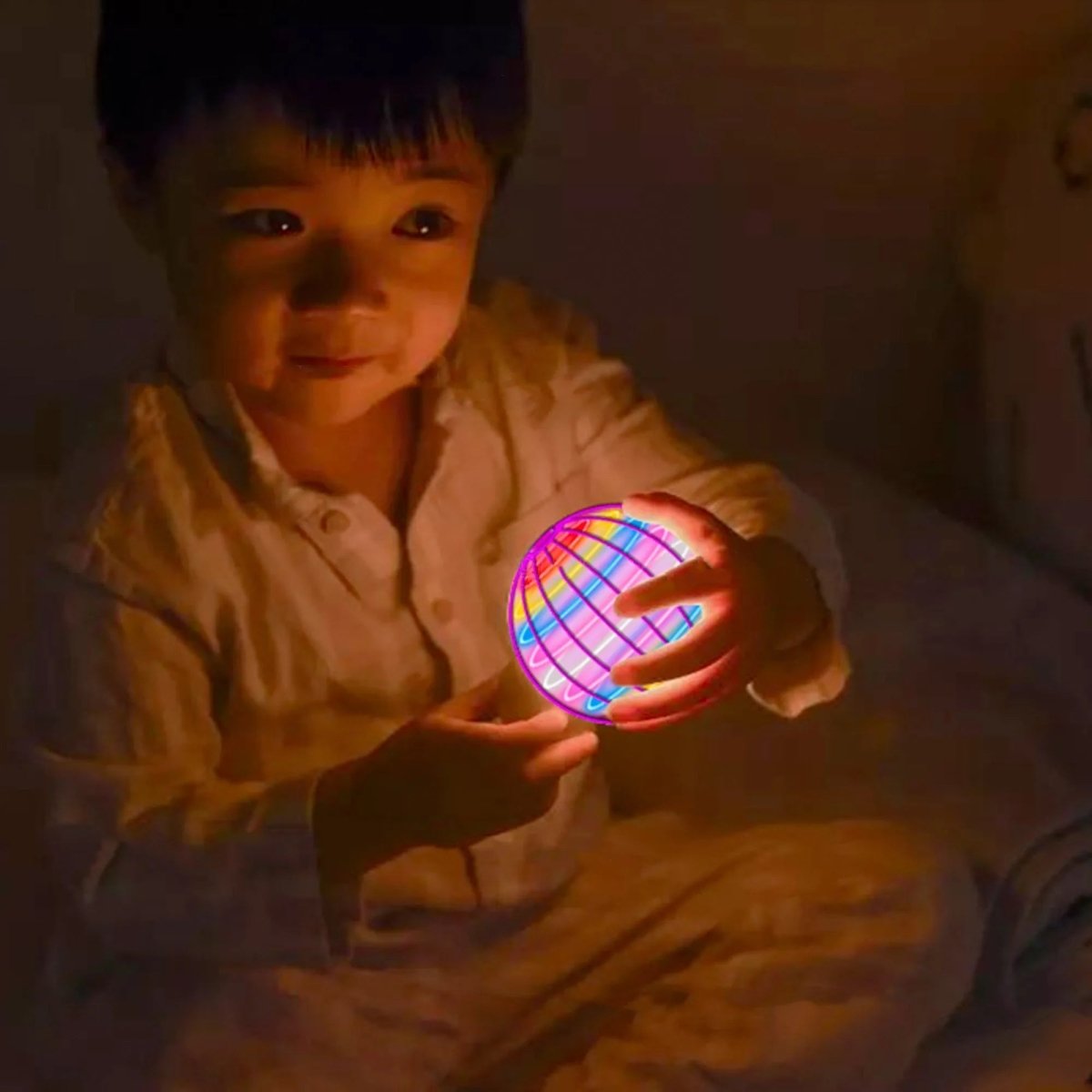 FLYPIX – 360° Flying Gyroscope with Dynamic Light Effects