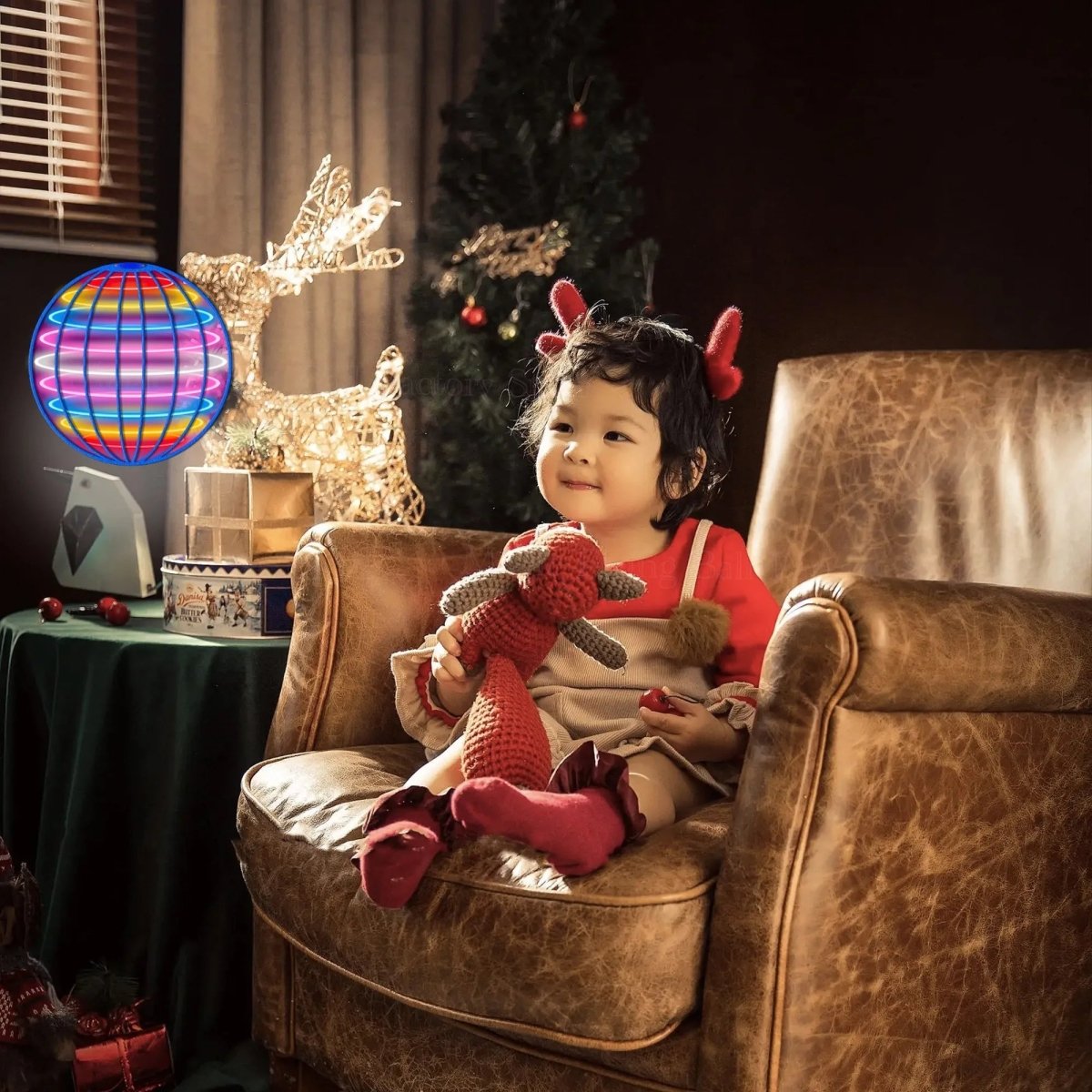 FLYPIX – 360° Flying Gyroscope with Dynamic Light Effects