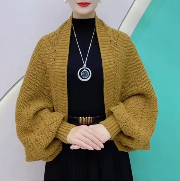 Hannah – Cardigan with Scarf Collar