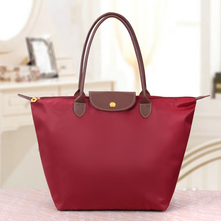 Luxury Oxford Shoulder Bag - Elegance and Practicality for Everyday Use