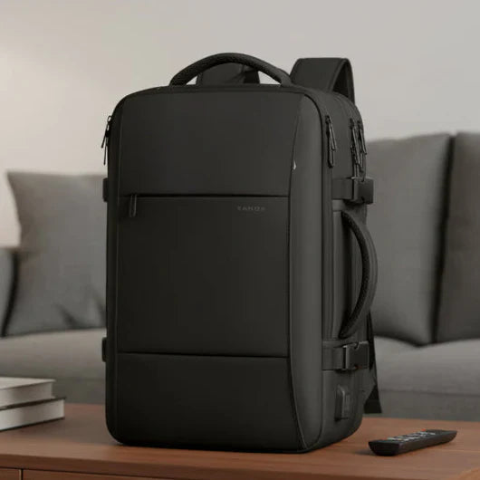 URBANFORM - Aesthetic business backpack with large storage space & laptop compartment